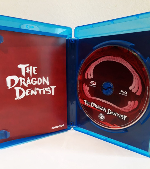 The Dragon Dentist - Interno dell'edizione Blu-Ray Dynit