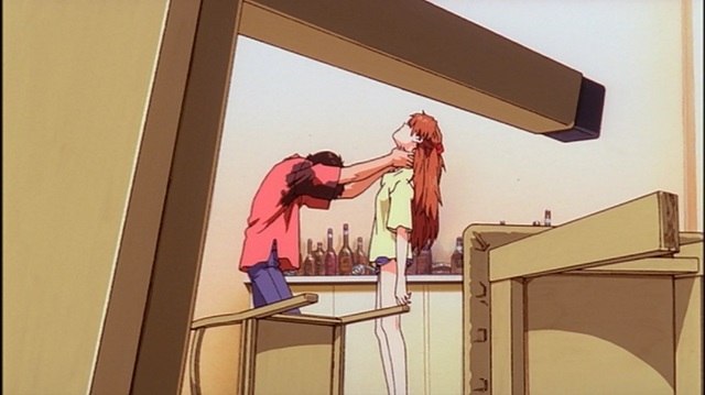 L’emblematica scena in cui Shinji strangola Asuka per il rifiuto ad essere un rifugio di dipendenza
